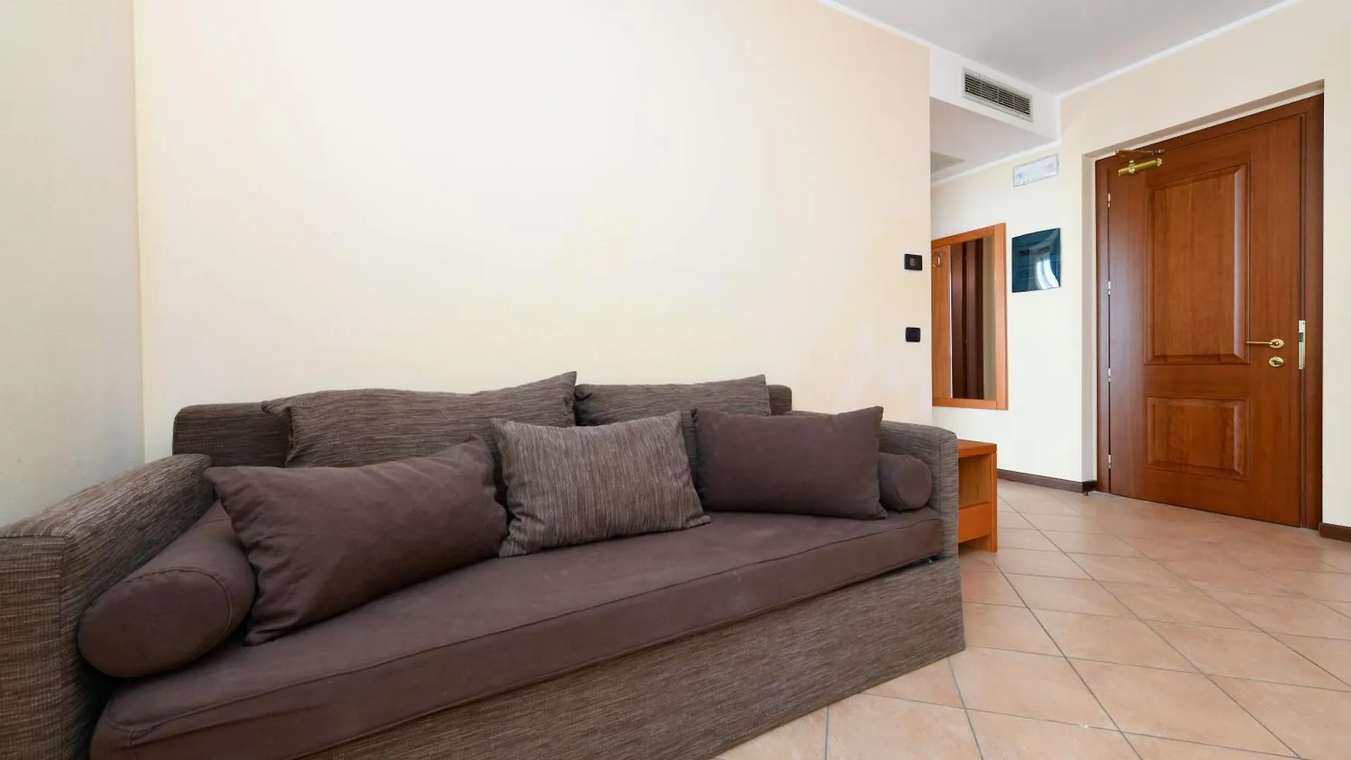 Residence Bellavista Tignale 0*,  Italy