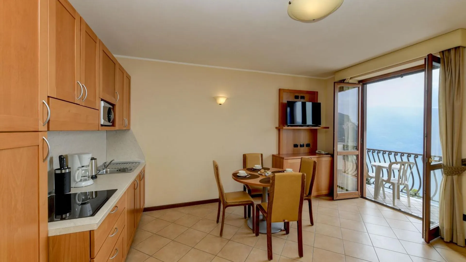 Residence Bellavista Tignale 0*,